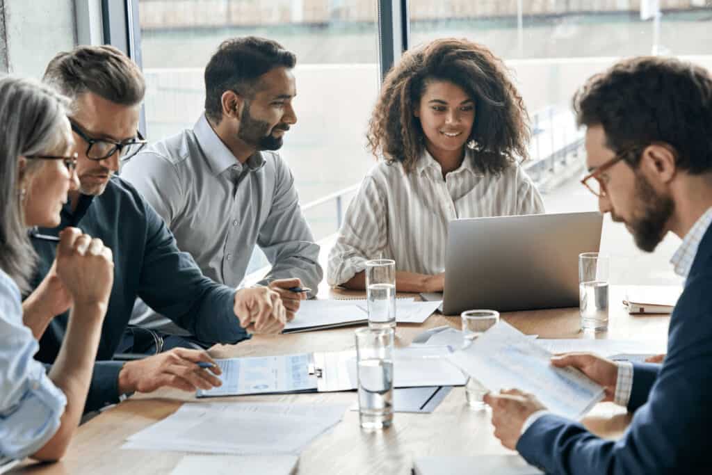 Hult International Business School Dubai Business & Management
